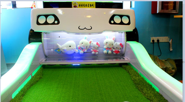 Booths Mini Golf Coin Operated Amusement Machines , Children Commercial Arcade Machines