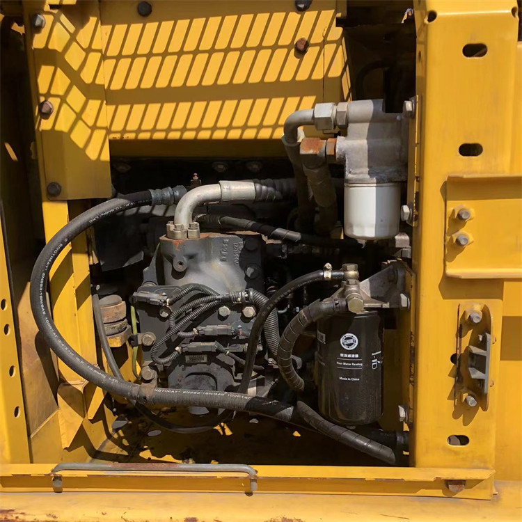 13 Ton Used Komatsu PC130-7 Crawler Excavator with Original Hydraulic Pump in Shanghai