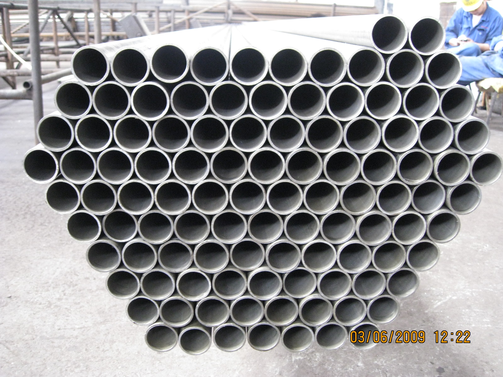 china  Seamless cold and warm deformed pipes for sale