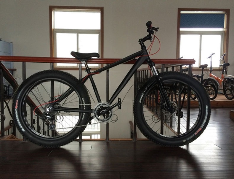 Experience the Ultimate Ride with Our Men's 21 Speed Mountain Bicycle