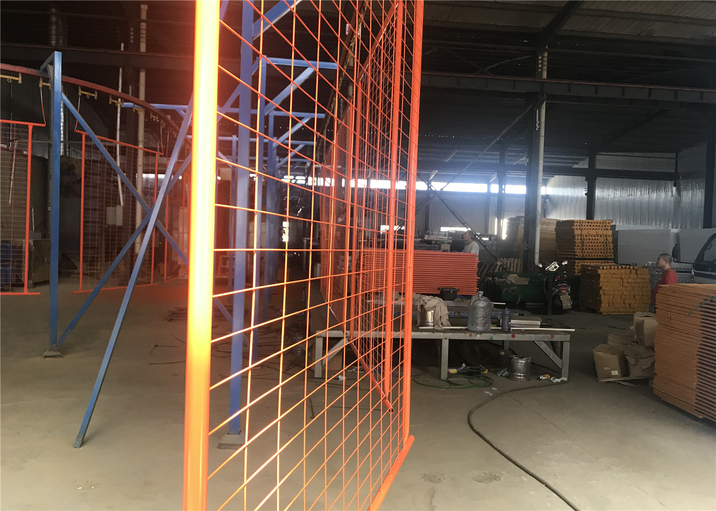 2100mm*3300mm temporary construction fencing panels OD 32mm x 2.0mm Mesh 60mm x 150mm diameter 3.50mm