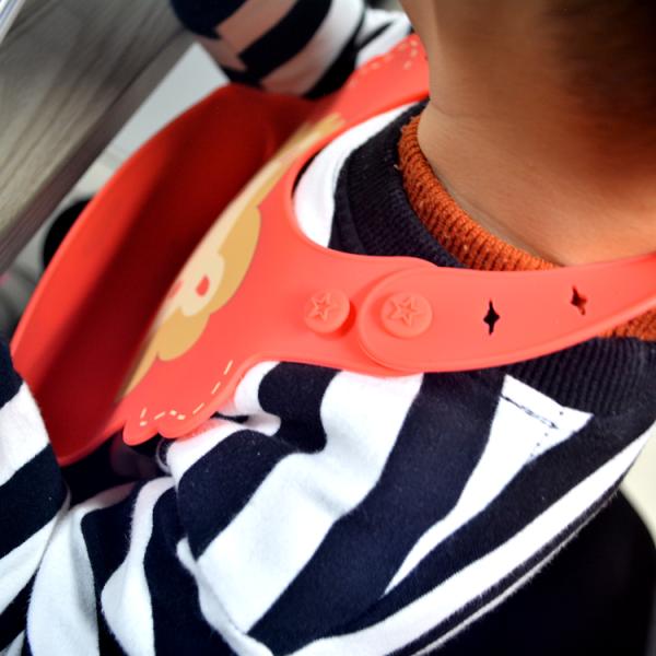 Customized Baby Silicone Bibs Food Grade Waterproof Toddlers BPA Free Bibs