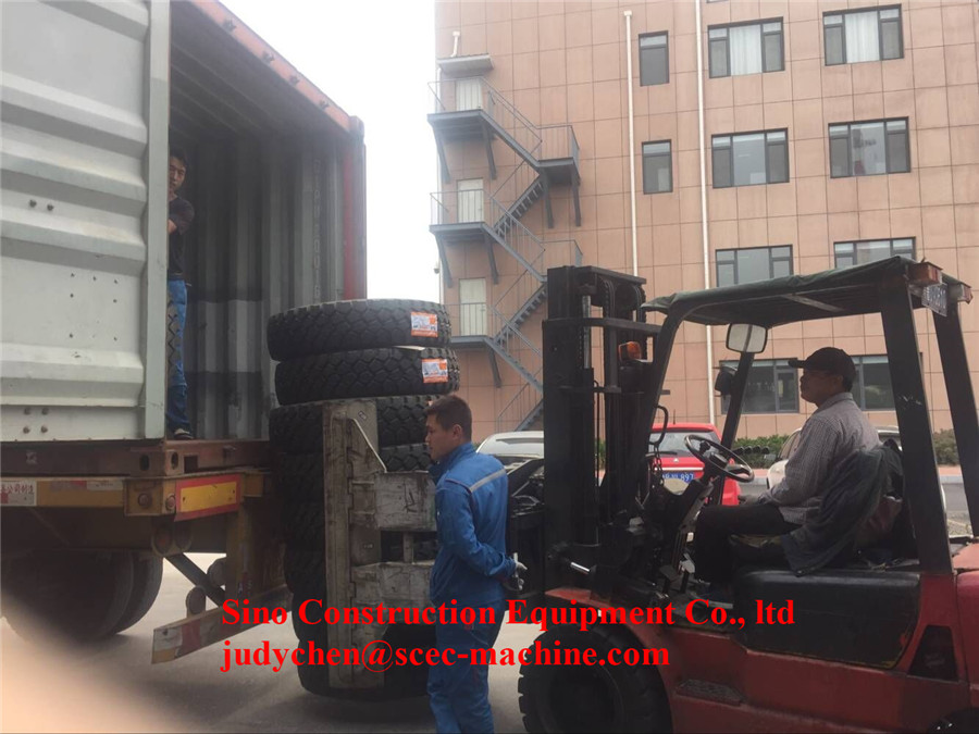 ISO Truck Spare Parts Genuine Sinotruk Heavy Truck XCMG Machinery Tyre