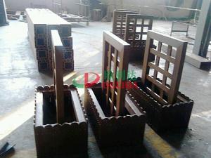 China Prefab WPC Composite Garden Planters 759 X 438 X 950mm With Wood Garden Trellis on sale