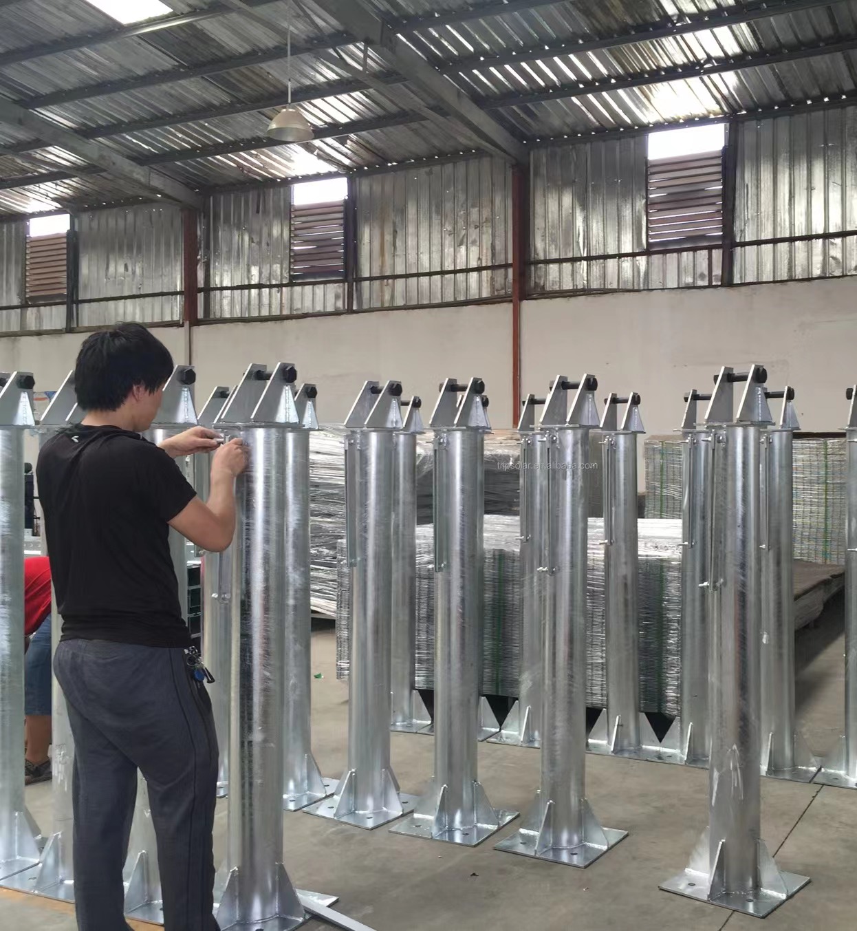 Aluminum Rails for PV Solar Panel Installation on Roof Ground Solar Mounting System