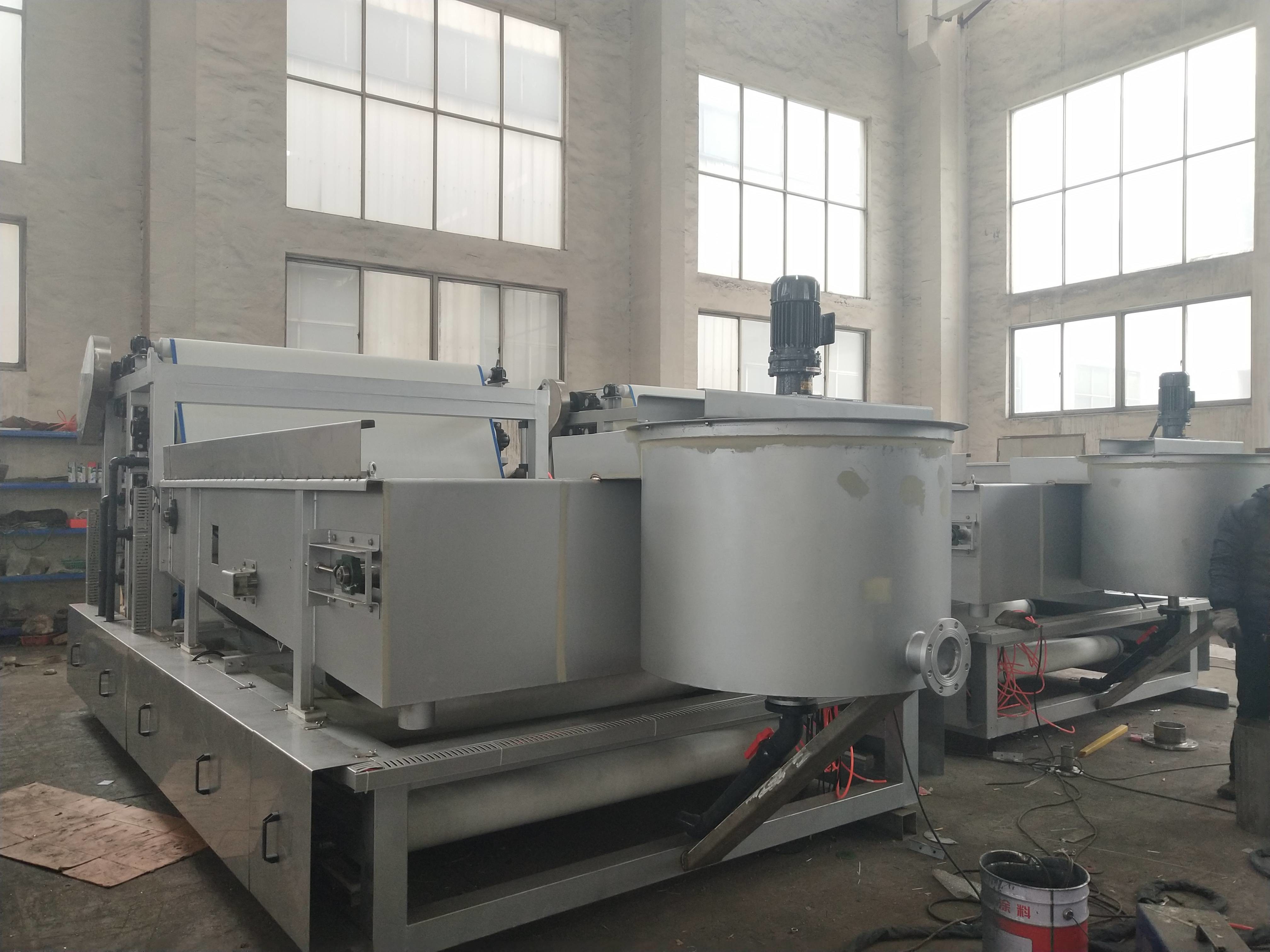 Stainless Steel Slurry Dewatering Equipment , 10m3/h Belt Press Wastewater Treatment
