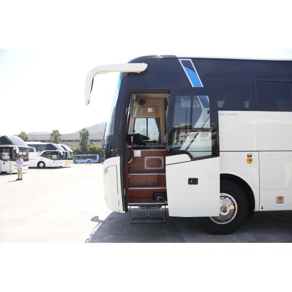 s Refurbished 57 Seats Coach Used Buses with 6 8L Engine Capacity and G.V.W of 15000kg