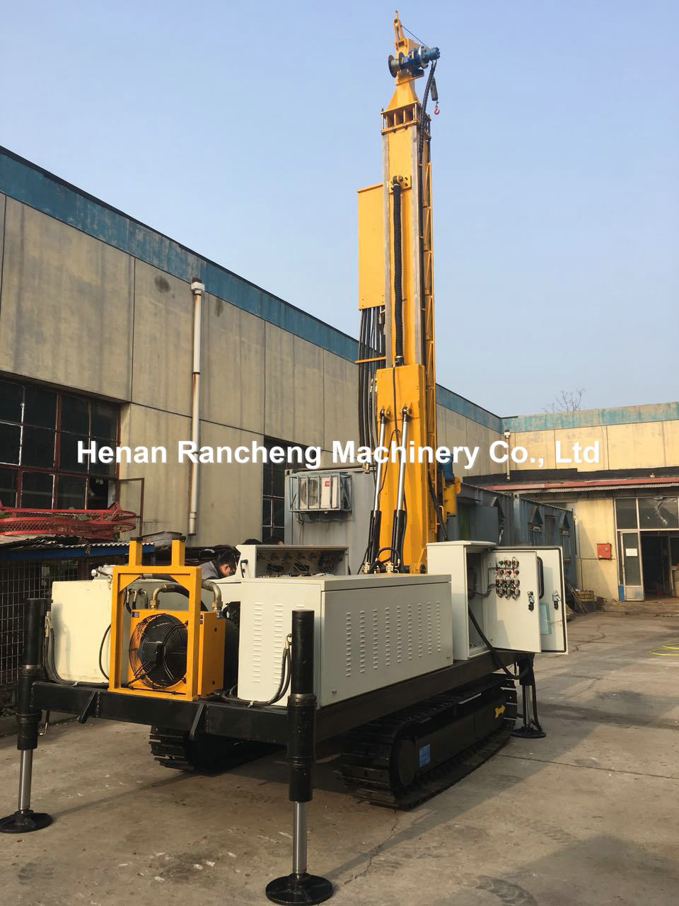 Hydraulic High Pressure Jetting Drilling Rig Electric Motor 130m - 170m Depth