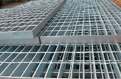 Customized Galvanized Steel Grating Water Drainage Trench Grating Covers