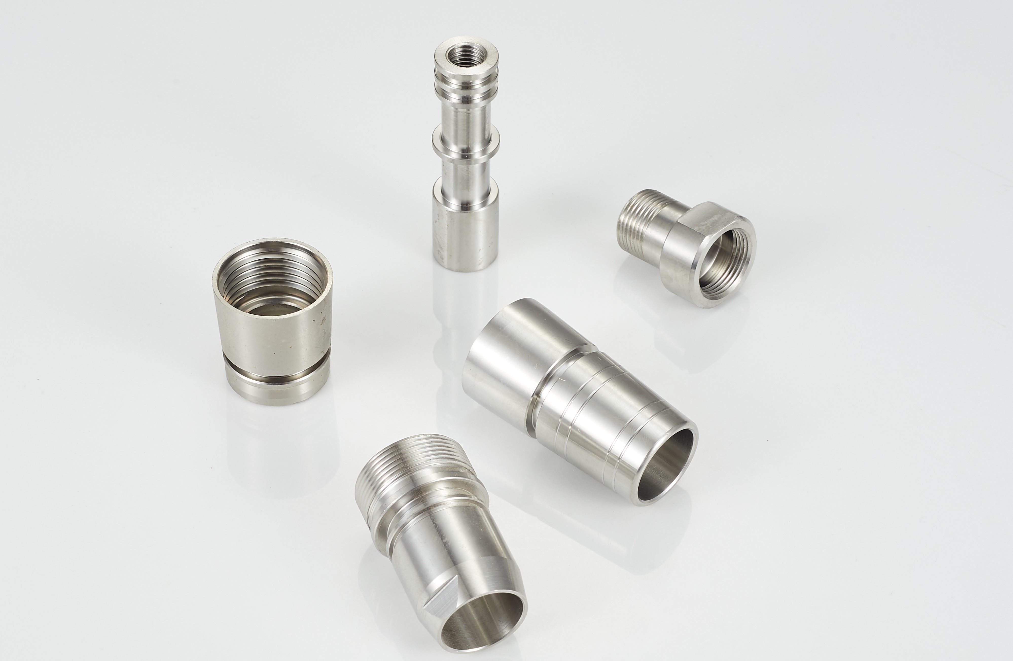 ISO9001 D28mm Aluminium Casting Parts High Precision Machined For Tap