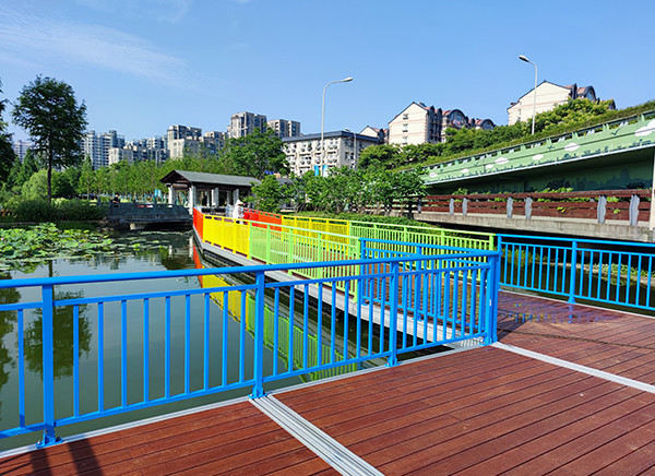 Aluminum Alloy 6061 T6 Floating Pontoon Dock Durable For Marine Applications