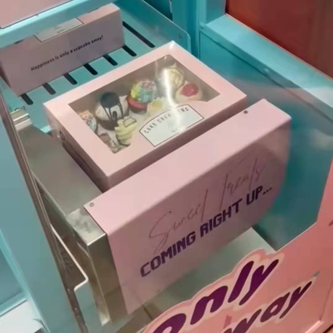 24h Self Service Automatic Cake Vending Machine Touch Screen Vending Machine For Cake