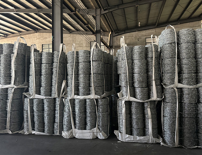 500 Meters Double Strand Reverse Twist Electro Barbed Wire Coils