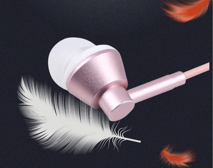 Wholesale design oem premium hands free wired earphone Sensitivty:108±3dB at 1KHz,6mW