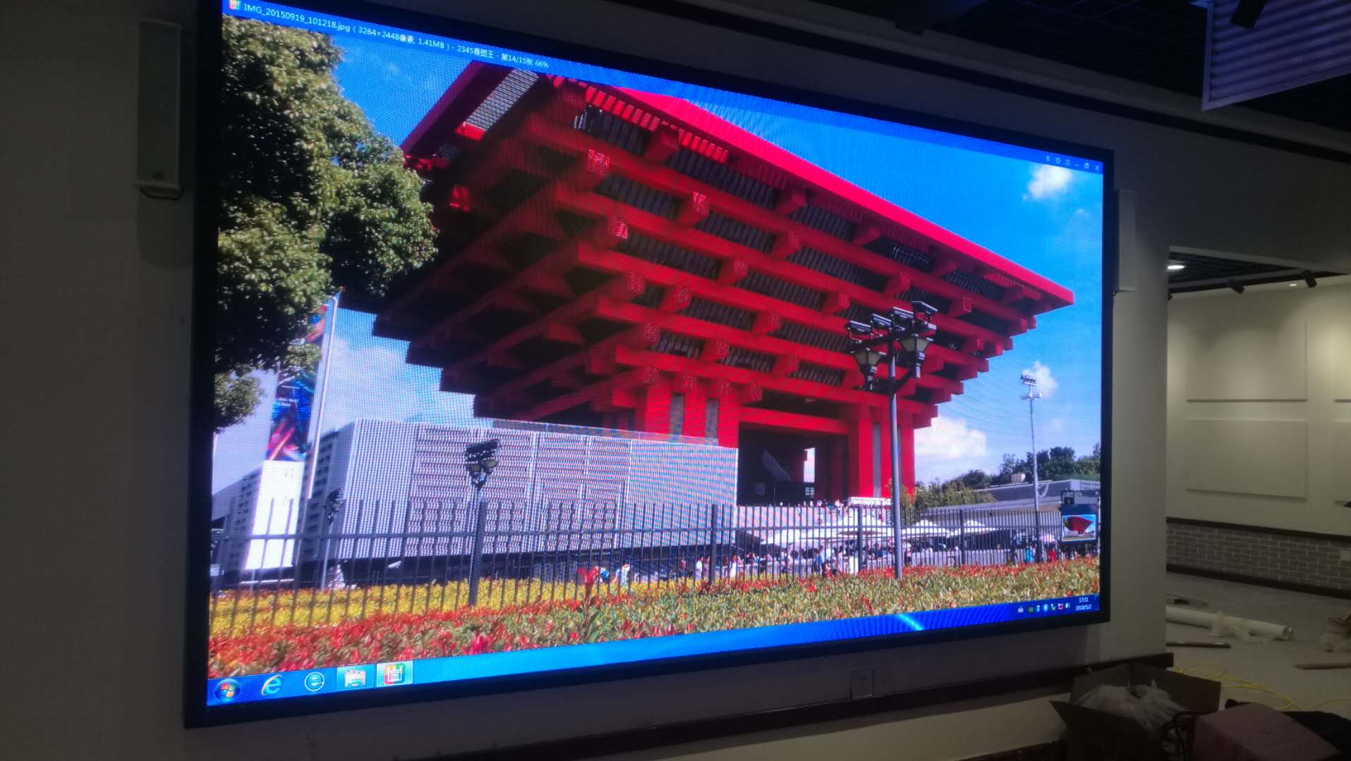 Indoor HD SMD LED Display P2 SMD1515 Module 320x160 Advertising Video Wall 100000H