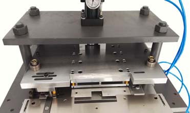 Gross Weight 180 Kg INLAY Sheet Hole Puncher and Durable for L600×W550×H800mm Sheet Punching Needs