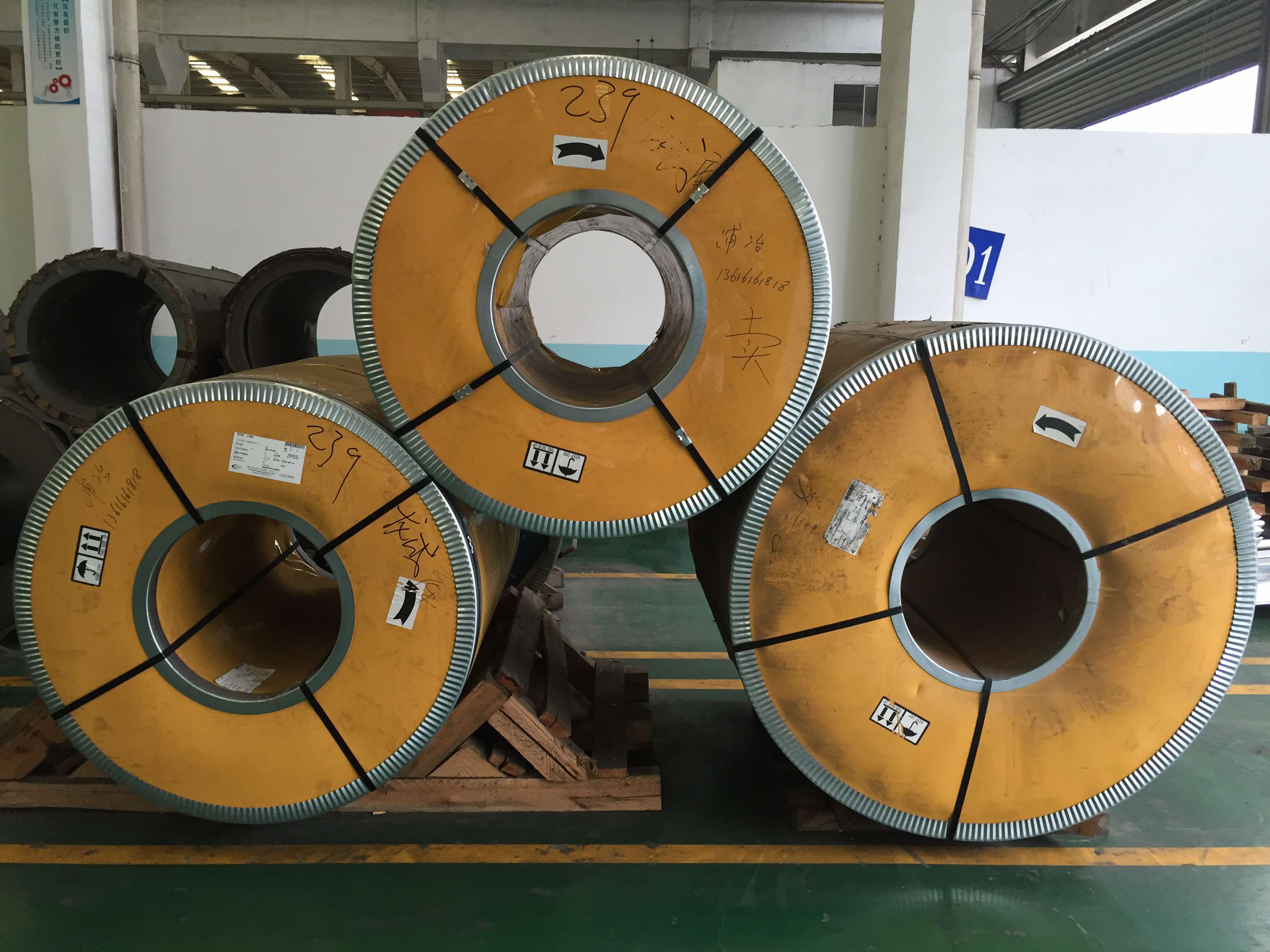 JIS AISI 304 Stainless Steel Coils Cold Rolled 0.5mm Thick 2B Surface