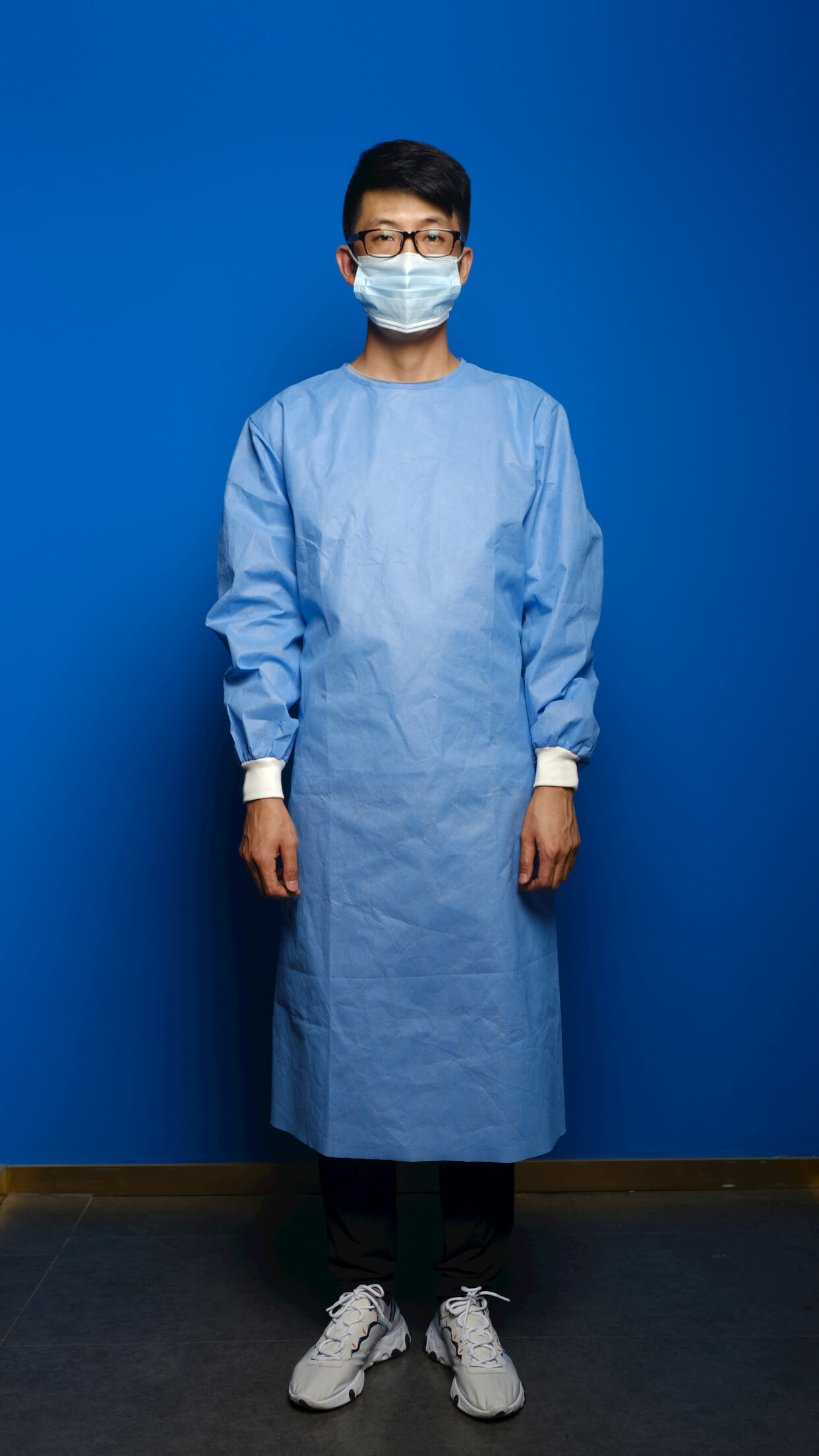 Quality 190cm 45g Water Resistant Disposable Isolation Gown wholesale