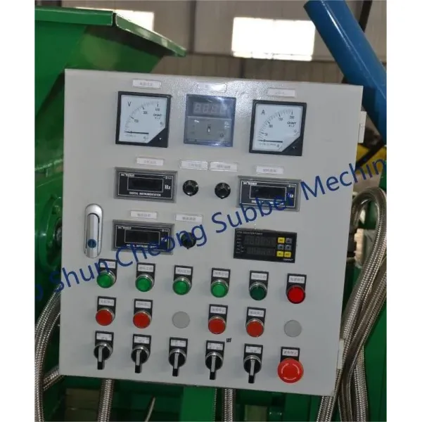 Hot Feed Rubber Extruder For Rubber Tire Customizable Design