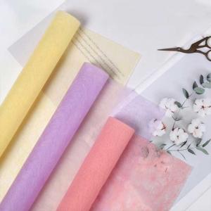 China Anti Tear Non Woven Packaging Material Biodegradable Non Woven Flower Wrapping Paper on sale