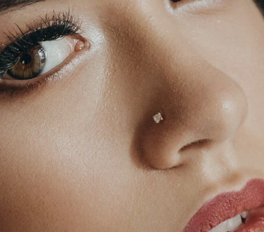 Women Stainless Steel Body Piercing Jewelry Zircon Septum Clicker Hoop ODM