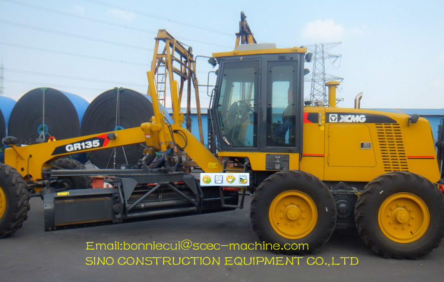 Mini Road Grading Equipment 135hp Motor Grader GR135C With Spare Parts