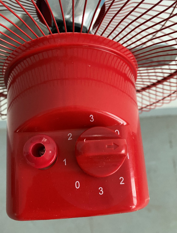 1600RPM 10'' AC Stand Fan Oscillating 3 Speed