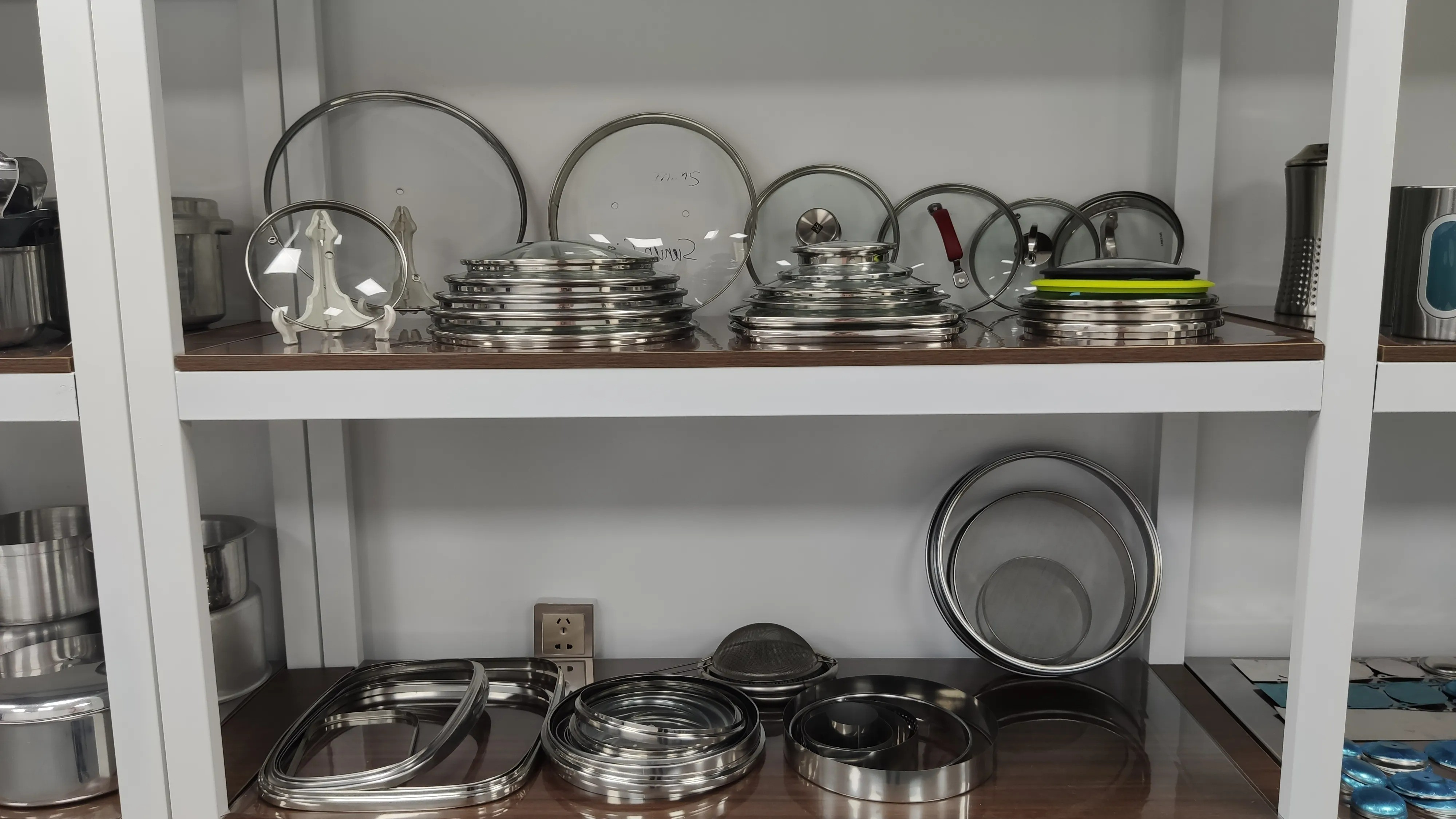 Specialized In Manufacturing Highly Intelligent Kitchenware Production Line.