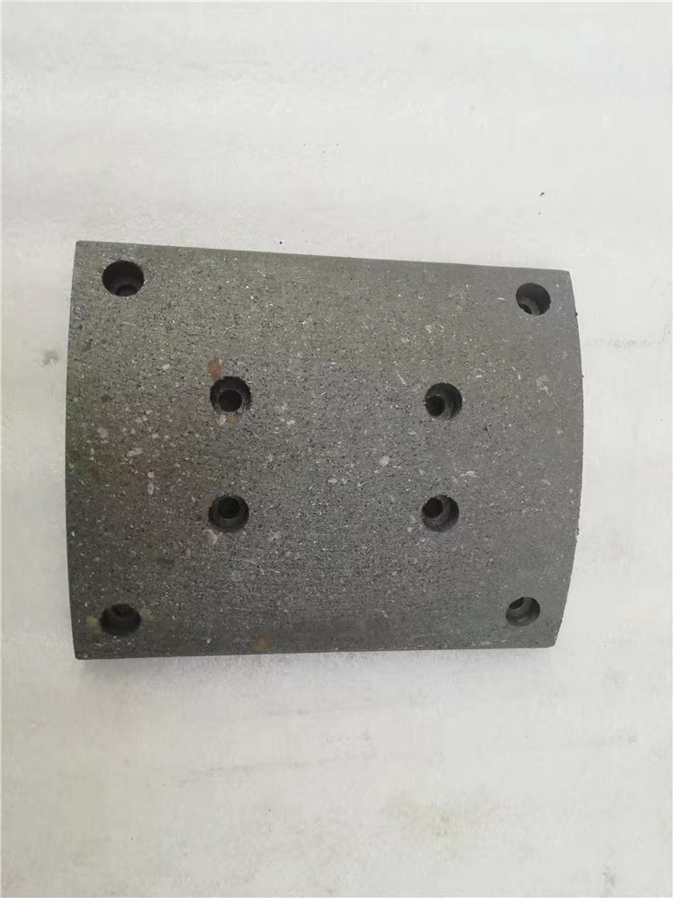 JAPAN VEHICLES Semi-metallic Truck Brake Lining WG9231342068 for Heavy Duty HOWO Shacman