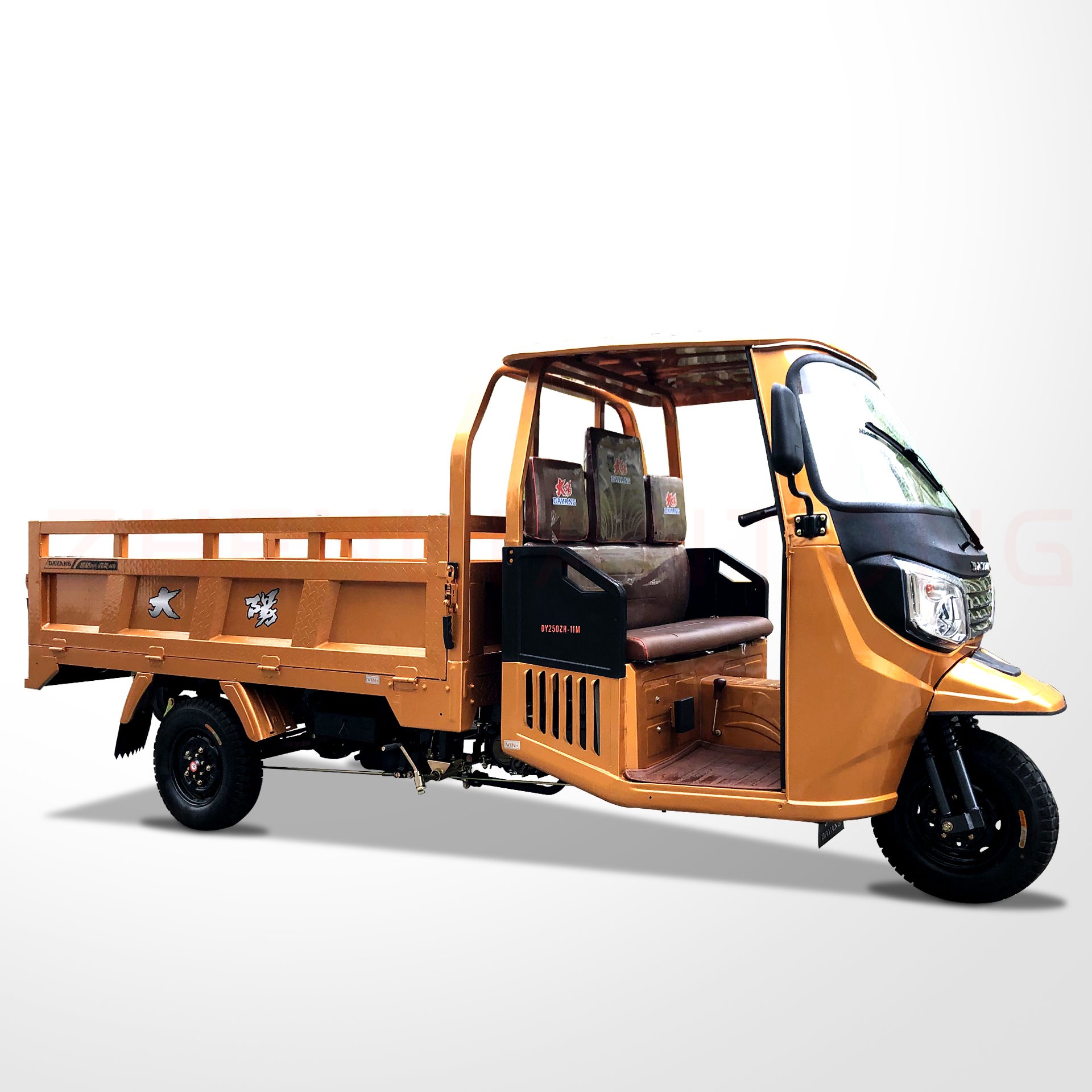 Motorized 200CC Three Wheel Cargo Motorcycle Heavy Load Water Cooling Semi Cabin Tricycle
