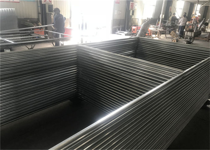 Hot Dipped Galvanized Farm Basketball Court 8 Ft Chain Link Fence