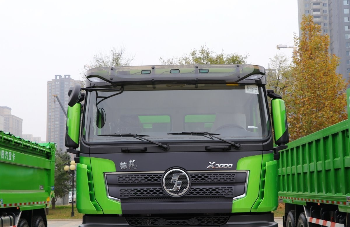 Powerful and Durable Shacman Dump 400ph EuroⅤ Truck for Mining Environments