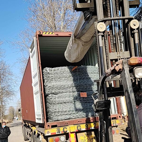 Hot Dipped Galvanized Gabion Basket Wire Mesh Gabion Mattress for River Channel Protection