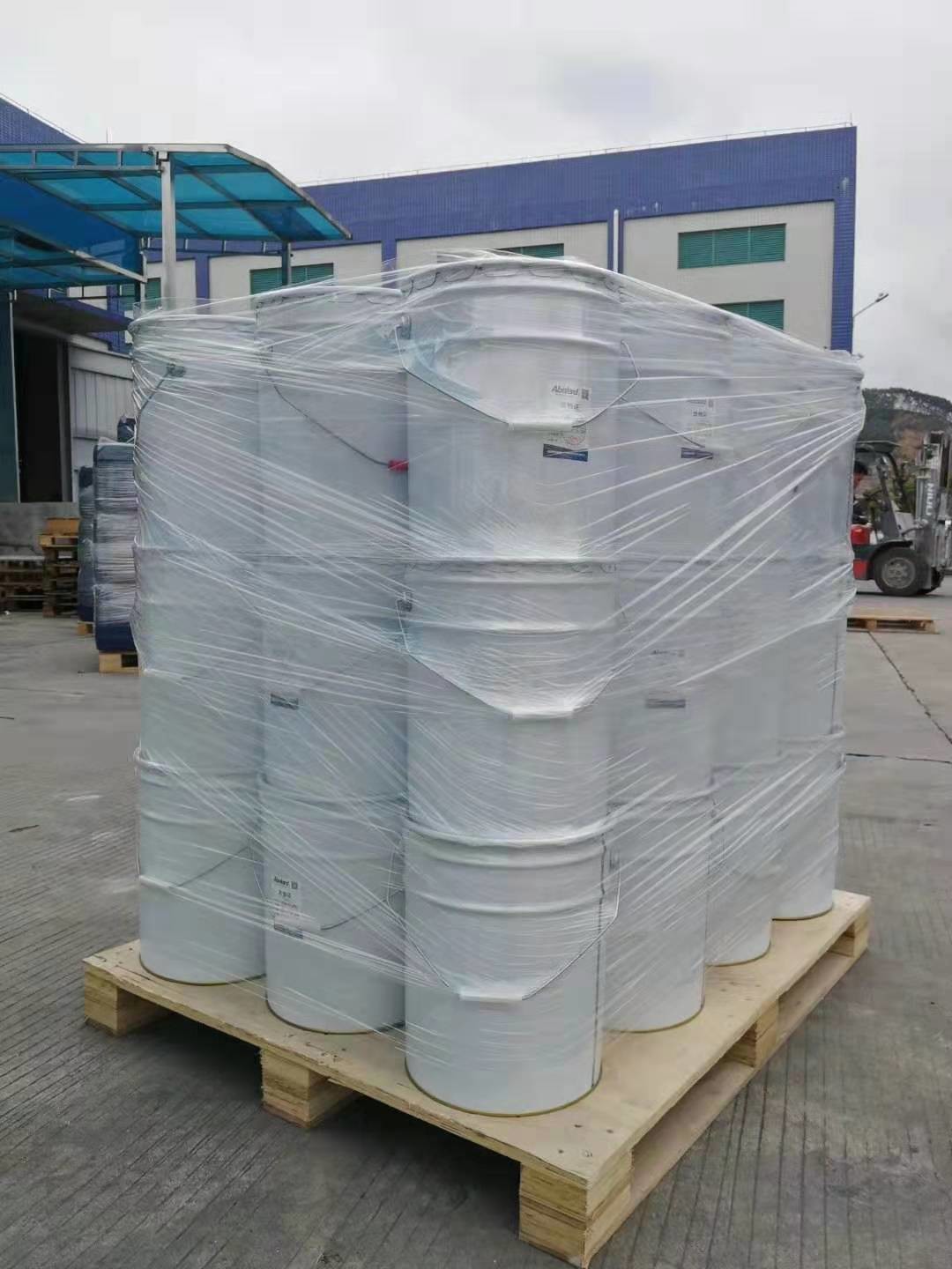 Colorless Aliphatic Polyurethane Binder MDI Rubber Granule PU Glue