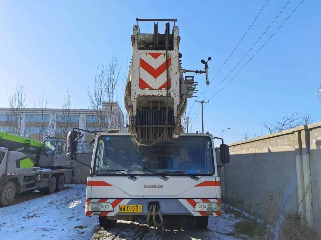 Zoomlion 220ton Used Truck Crane Construction Machinery Terrian Mobile Crane Truck Crane