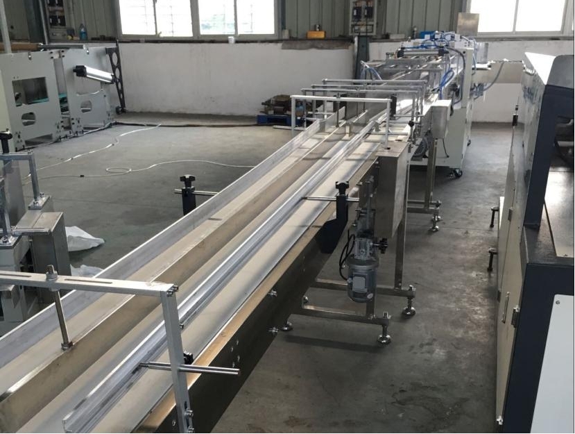 Semi Automatic 48 Toilet Tissue Rolls Wrapping and Sealing Machine