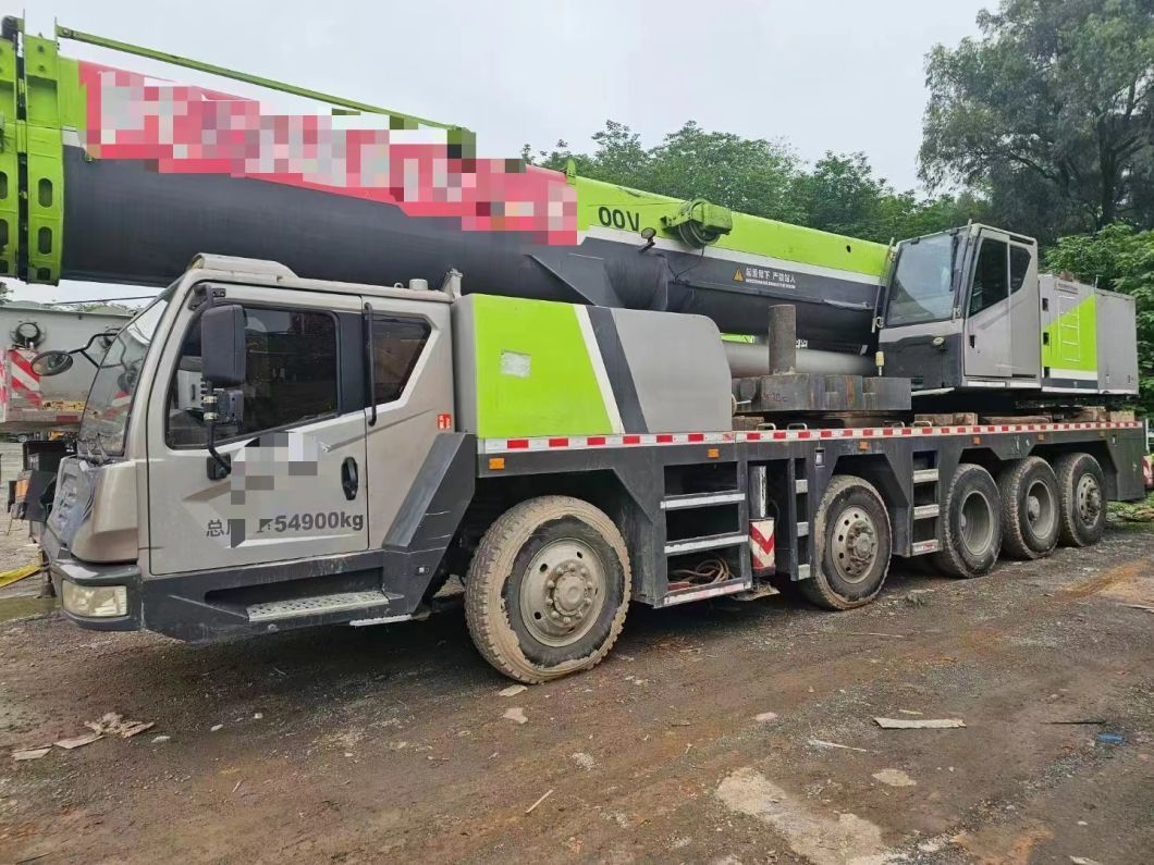 Zoomlion 110-Ton Mobile Crane, Large Lifting Equipment in 18 Years