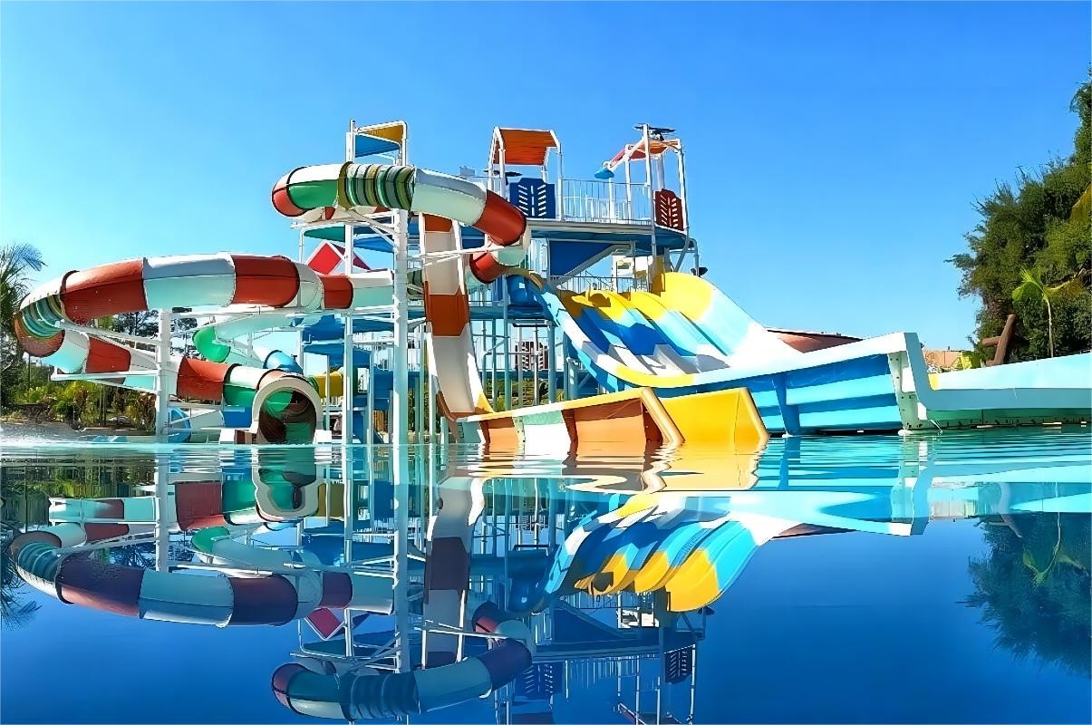 Hot Dipped Galvanized Steel Water Park Slide Anti Rust For Children