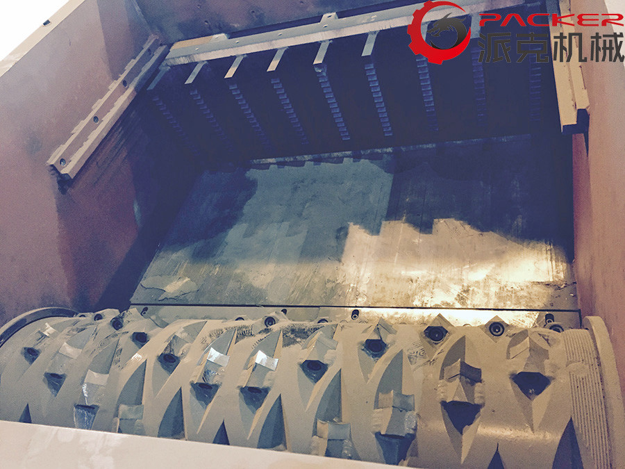 Optional Color Plastic Shredder Machine , Plastic Waste Shredder SKD-II Blade