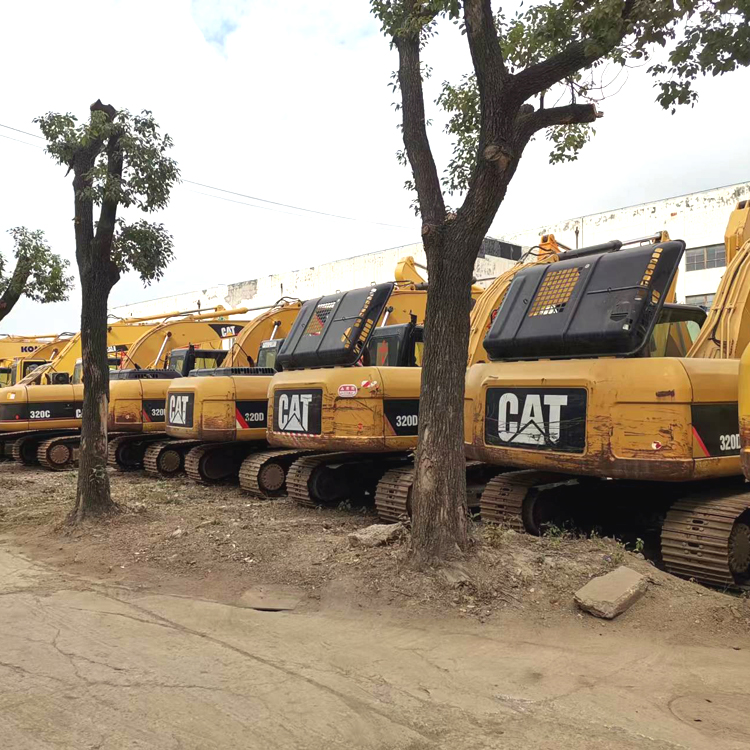 110 KW Japan Made Cat 323DL Excavator with 1.2 m3 Bucket Capacity and Original Color