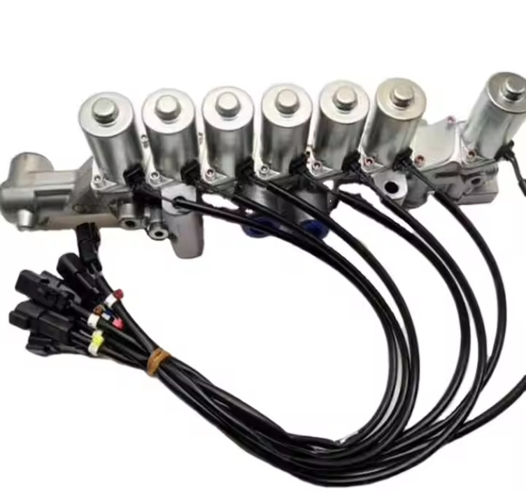 Excavator Control Valve PC200-8 Excavator Solenoid Valve Component 20Y-60-41611 20Y-60-41612 Spare Parts
