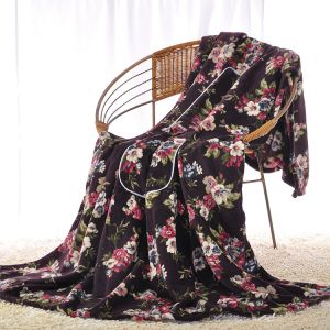 Fade Resistant Foldable Blanket Pillow Breathable Warm Lightweight Fleece Throw