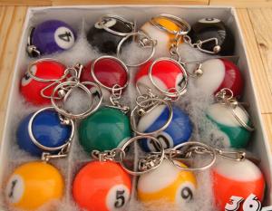 China New creative gift product billiards table tennis keychain keyrings on sale