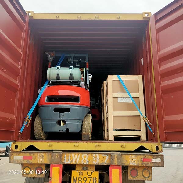 3.0 Ton LPG Forklift 3m Mast Solid Tires Dual Fuel Forklift Use In Warehouse