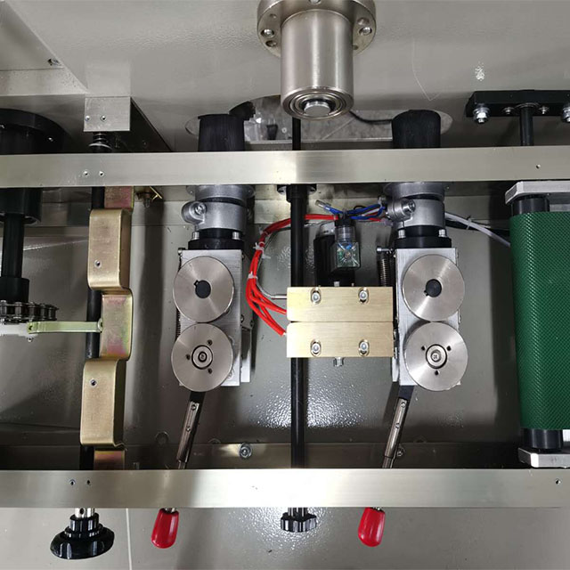 180bags/min Shrink Packaging Machine ISO9001 Tissue Paper