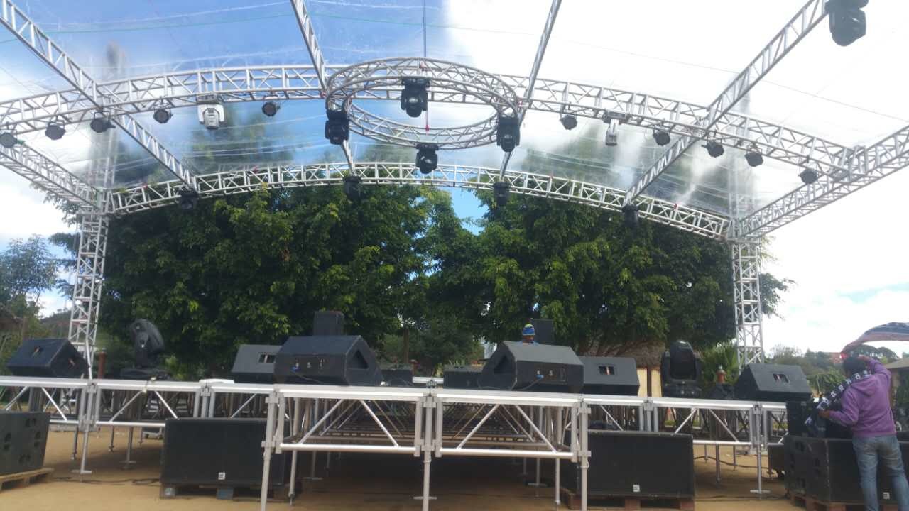 2020 High Loading Capacity 12*10*10m 6 Pillars Colorful Outdoor Heavy Duty Stage Roofing Truss For Public Events
