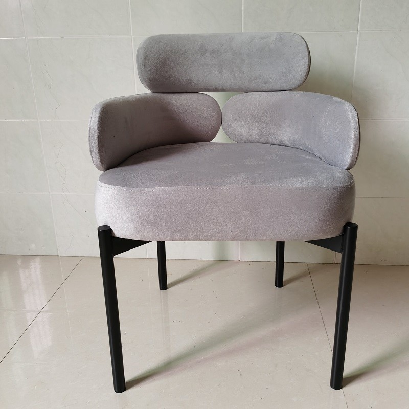 Light Luxury Creative Hotel Restaurant Furniture Metal Art Velvet Armrest Dining Chair