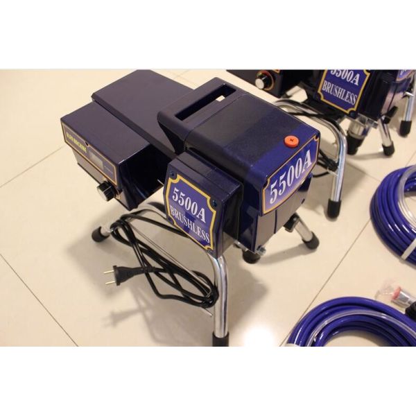 Self Cleaning Electric Airless Paint Sprayer For Spraying Wall Surface / Metal Surface