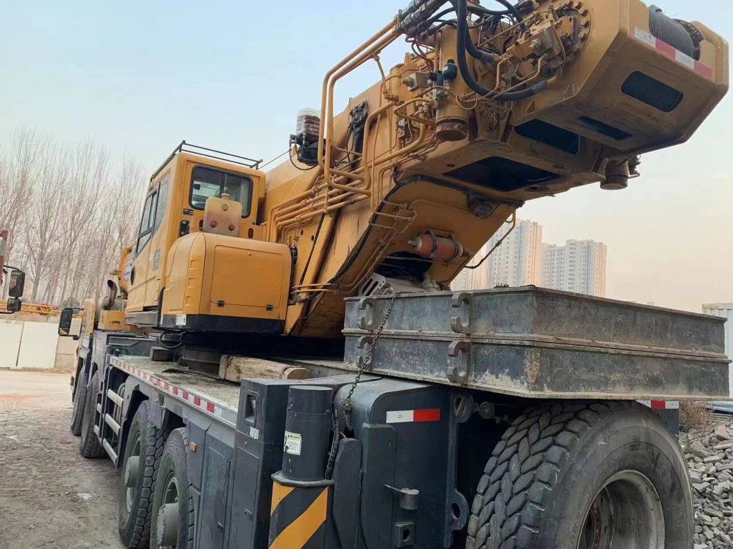 2018 Xg 90ton Truck-Mounted Telescopic Crane Mobile Crane