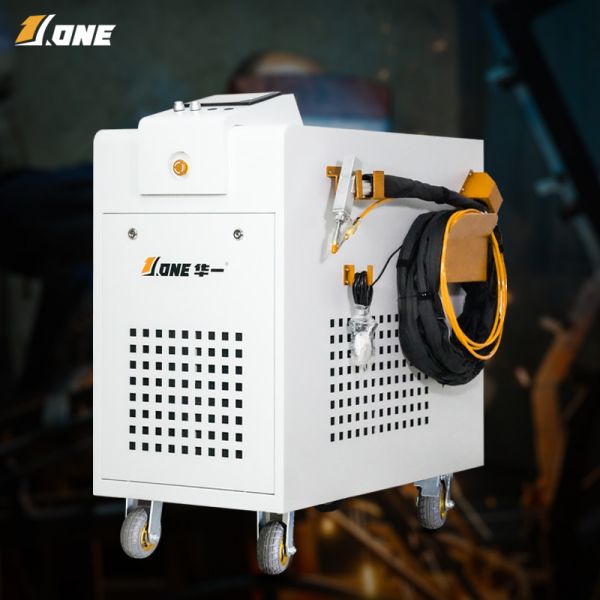 1.5KW 50Hz Portable Fiber Laser Welding Machine For 1-2mm Stainless Steel